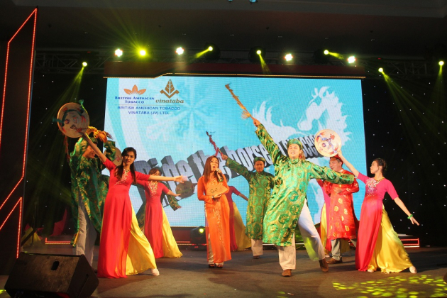 An internal performance by PMD JV at Internal Tet Party 2013-2014